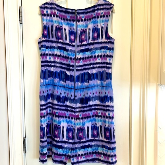 Tahari Purple Print Linen & Rayon Sleeveless Dress Work or All Occasions sz.8 - Picture 8 of 8